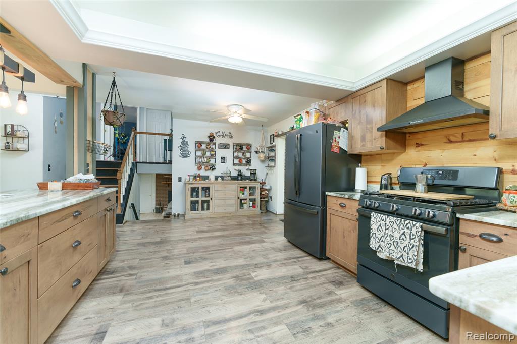 940 Rowland Road Leonard, MI 48367 - Photo 23 of 59