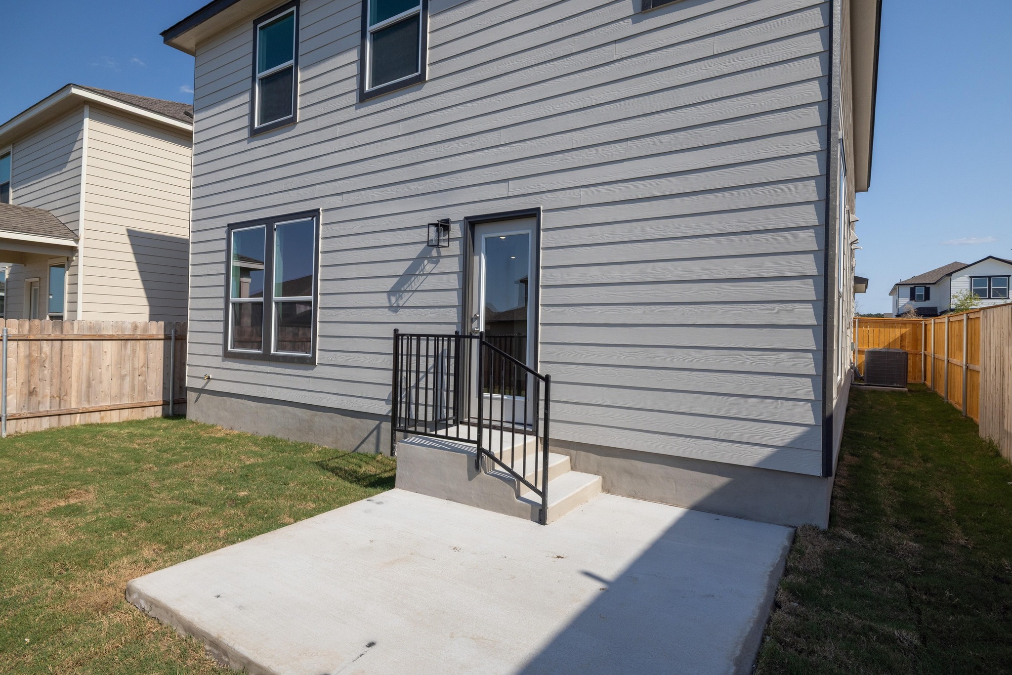 161 Lucky Texan Road Jarrell, TX 76537 - Photo 27 of 32 a view of a backyard with a garden
