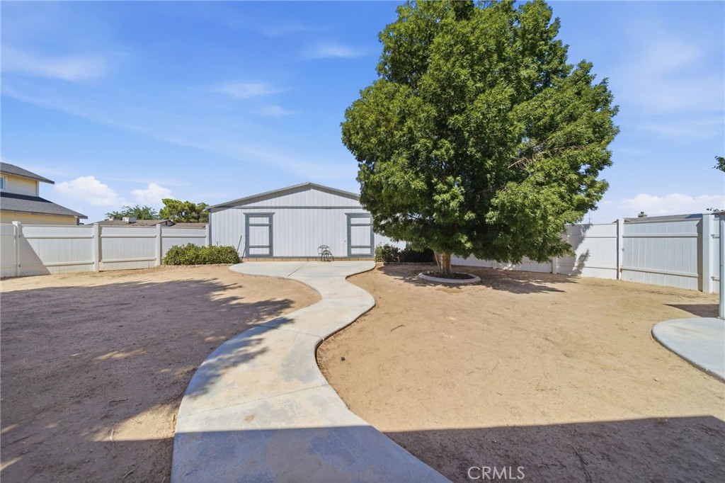 11998 Omak Road Apple Valley, CA 92308 - Photo 22 of 25 Gallery Image 22