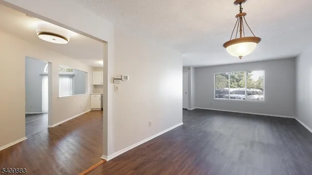 $639,000 | 3215 Park Place, Springfield, NJ 07081