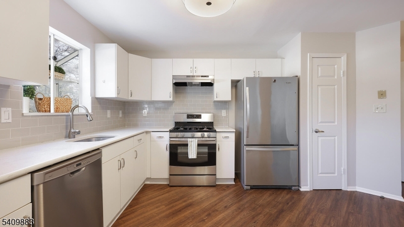 3215 Park Place Springfield, NJ 07081 - Photo 8 of 45