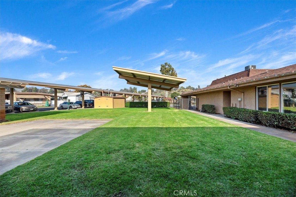 4901 Green River Road, Unit 181 Corona, CA 92878 - Photo 41 of 47