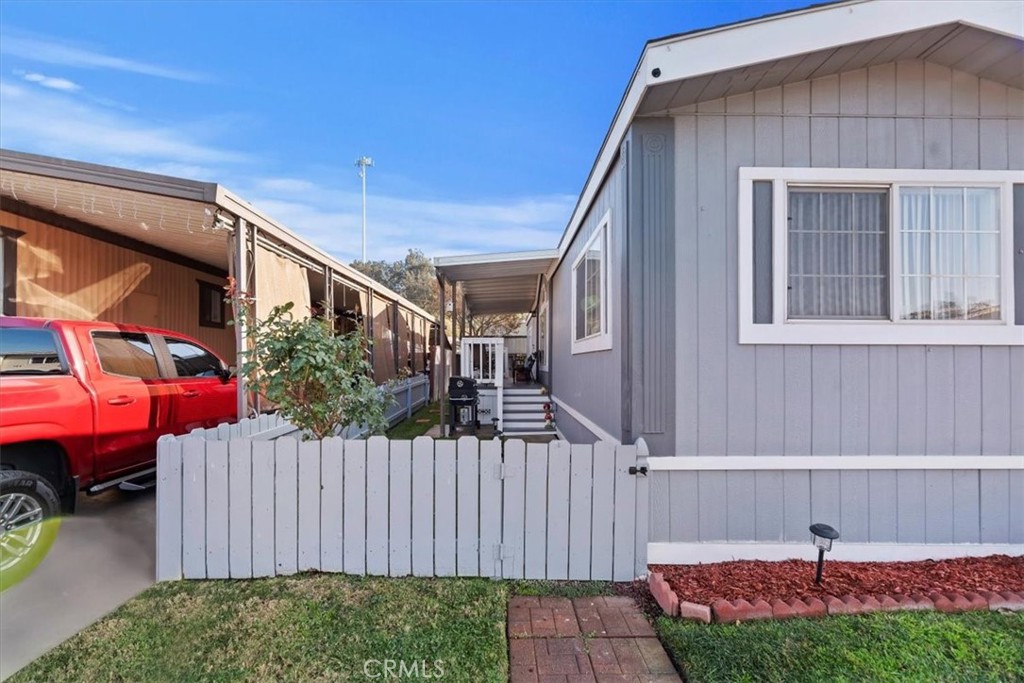 4901 Green River Road, Unit 181 Corona, CA 92878 - Photo 9 of 47