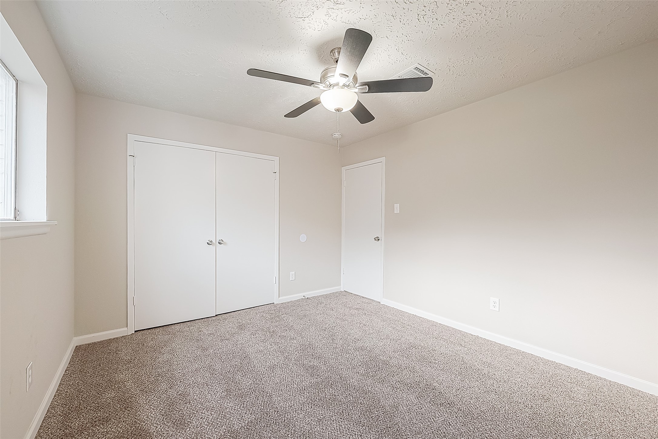 6107 Sanford Road Houston, TX 77096 - Photo 31 of 50