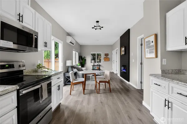 $539,000 | 2415 Cedar Street, Unit A, Everett, WA 98201