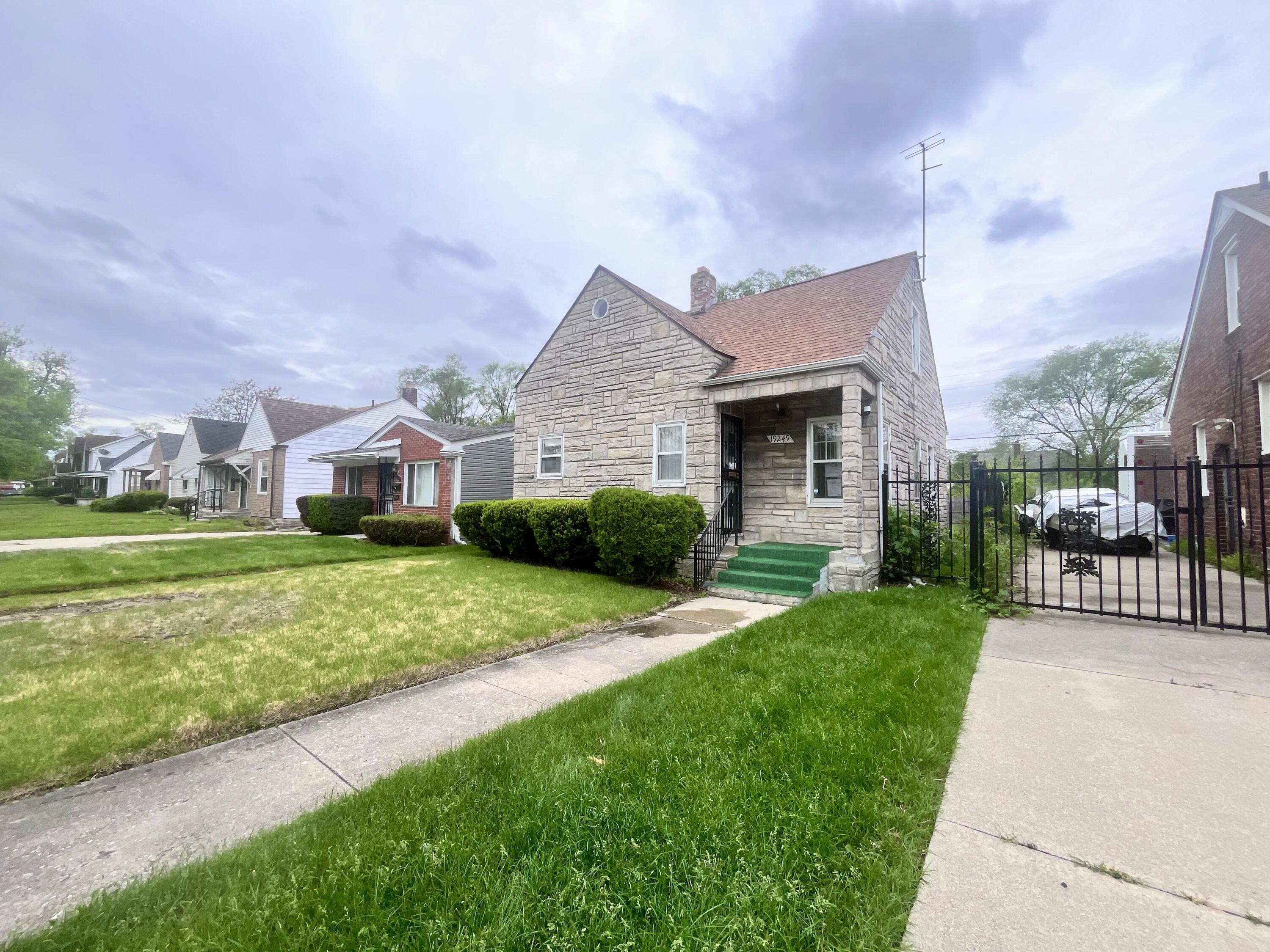 19249 Marx Street Detroit, MI 48203 - Photo 20 of 20 20260520_151519000_iOS