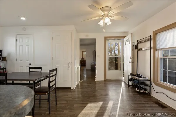 $183,600 | 826 East 8th Street, New Albany, IN 47150