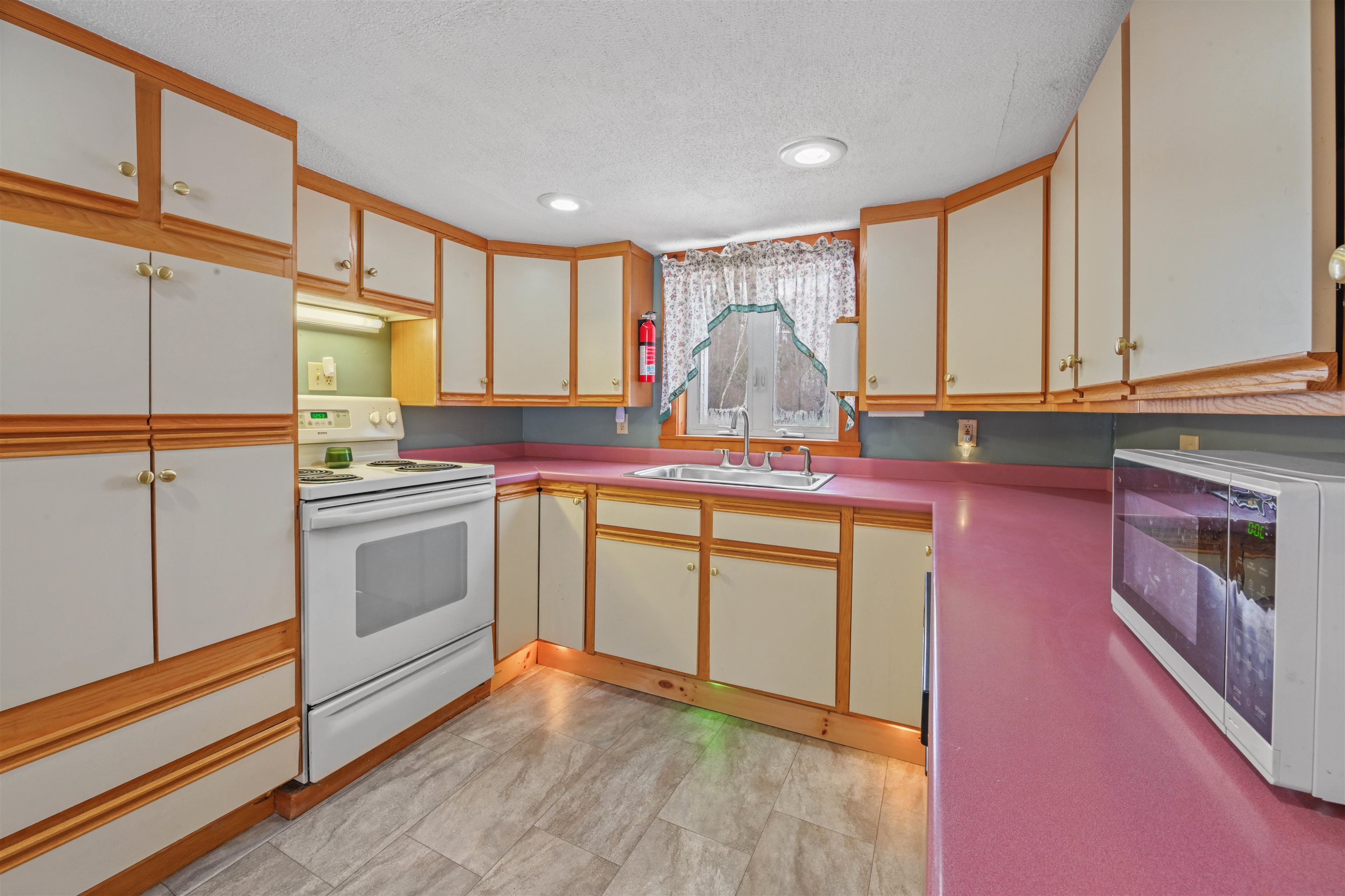 218 Brook Road Montgomery, VT 05476 - Photo 8 of 34