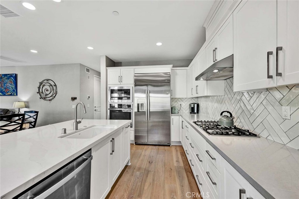 1270 Providence Loop Placentia, CA 92870 - Photo 15 of 59