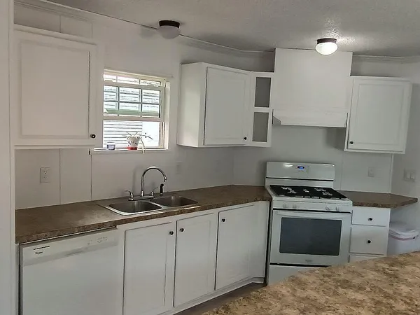 $69,900 | 411 South Grover Avenue, Unit LOT 19, Alma, MI 48801