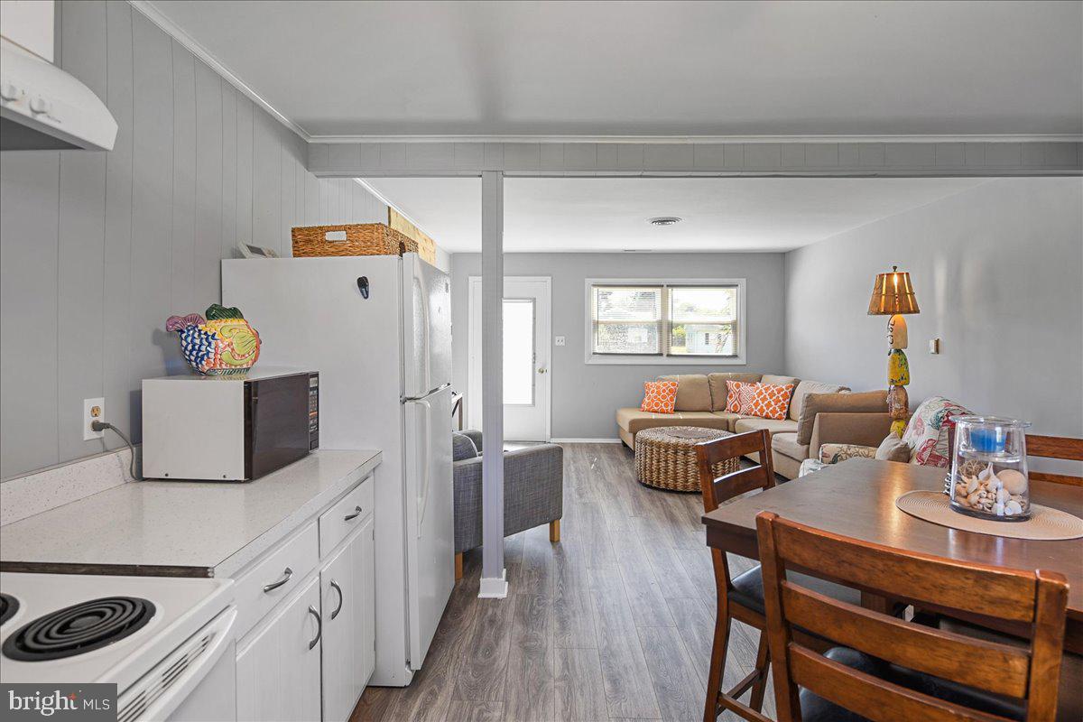 10338 Keyser Point Road Ocean City, MD 21842 - Photo 5 of 45 Gallery Image 5