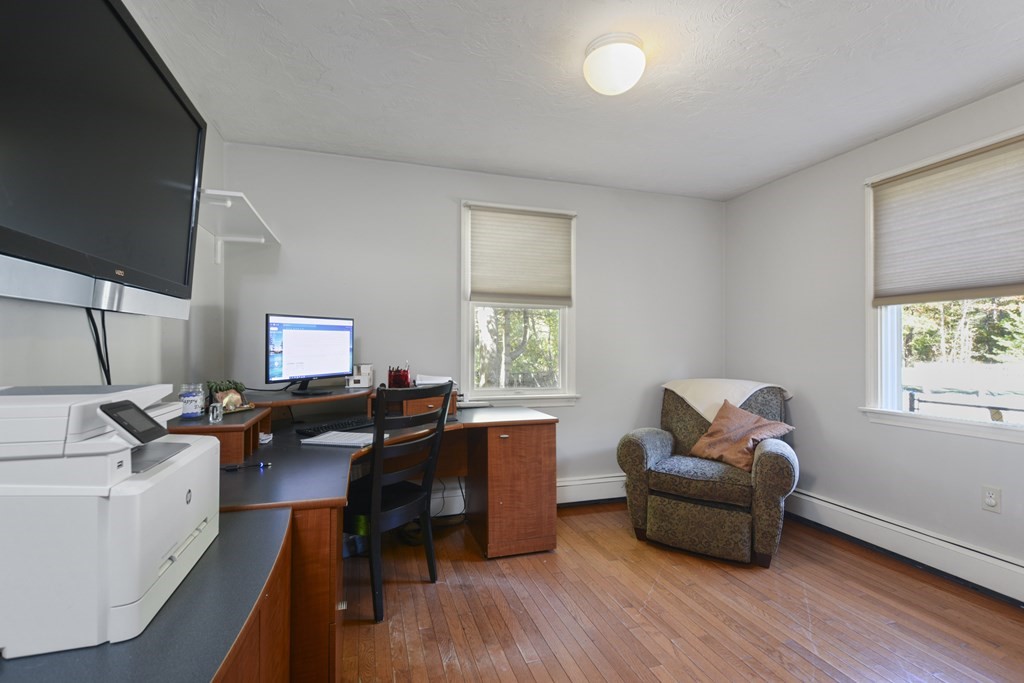 111 Howland Road Lakeville, MA 02347 - Photo 12 of 42