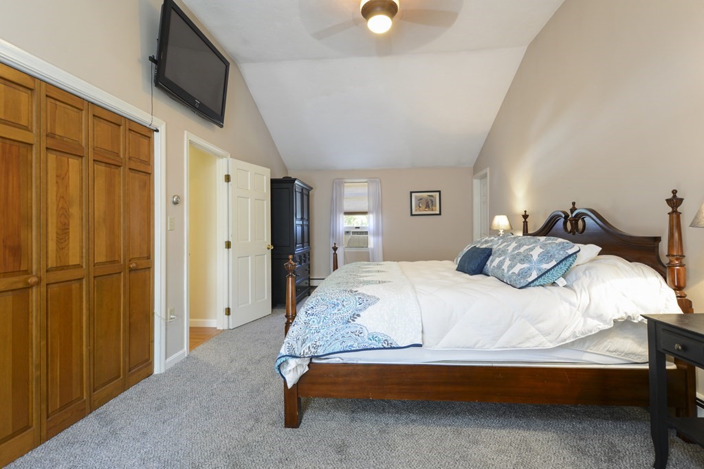 111 Howland Road Lakeville, MA 02347 - Photo 15 of 42