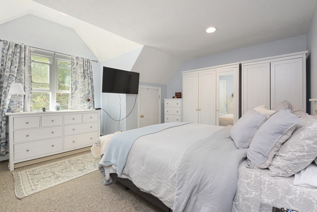 111 Howland Road Lakeville, MA 02347 - Photo 33 of 42