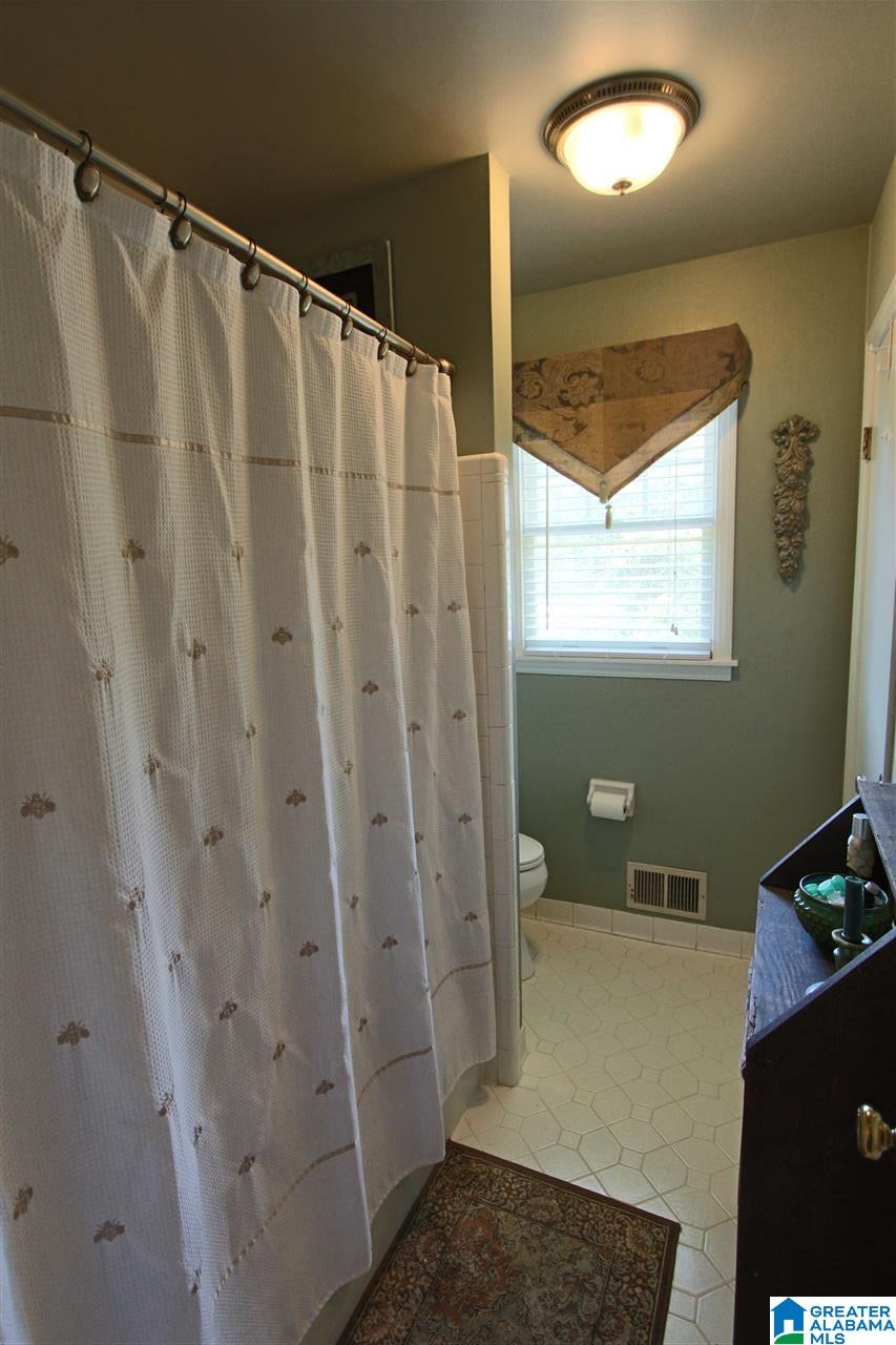 1753 Cornwall Road Birmingham, AL 35226 - Photo 10 of 36