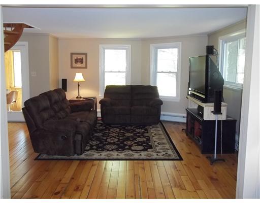 410 West River Road Waterville, ME 04901 - Photo 5 of 23 Living Room.