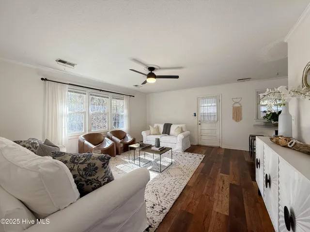 $363,000 | 1104 Middle Sound Loop Road, Wilmington, NC 28411