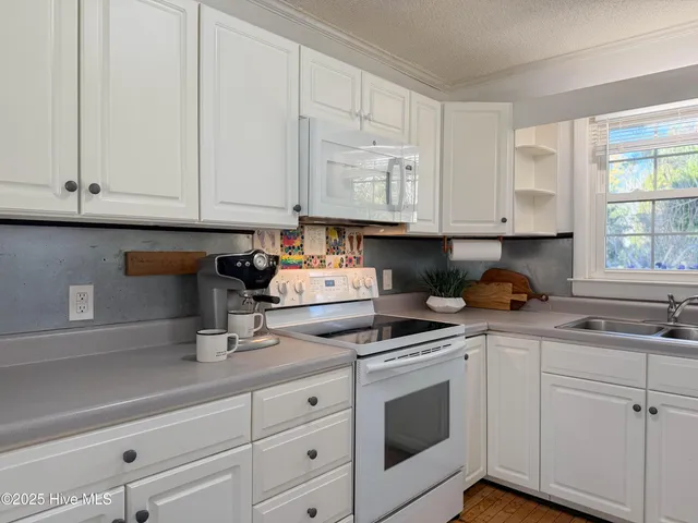 $363,000 | 1104 Middle Sound Loop Road, Wilmington, NC 28411