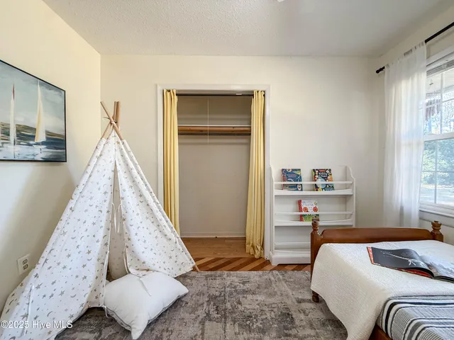 $363,000 | 1104 Middle Sound Loop Road, Wilmington, NC 28411