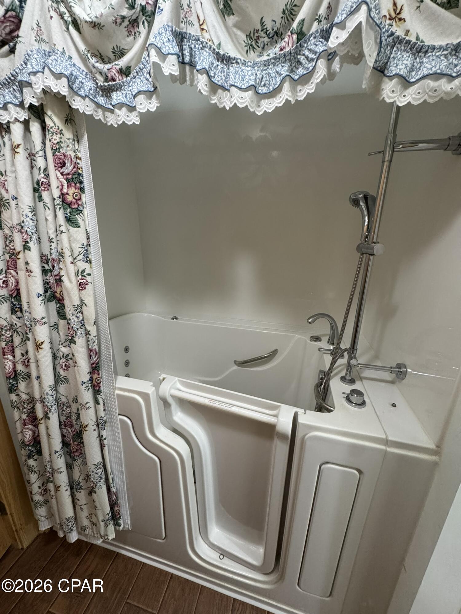 419 Spikes Road Southport, FL 32409 - Photo 22 of 50