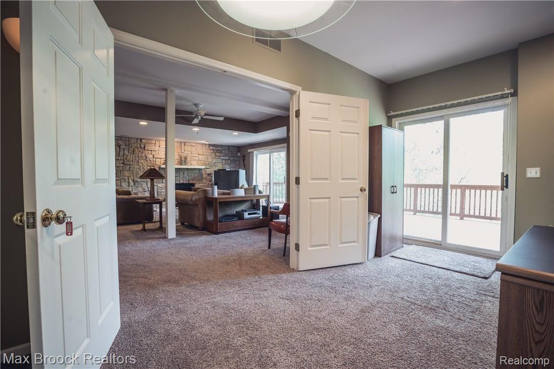 3147 Fairgrove Terrace, Unit 7 Rochester, MI 48309 - Photo 37 of 52 LOWER LEVEL OFFICE, ANOTHER VIEW