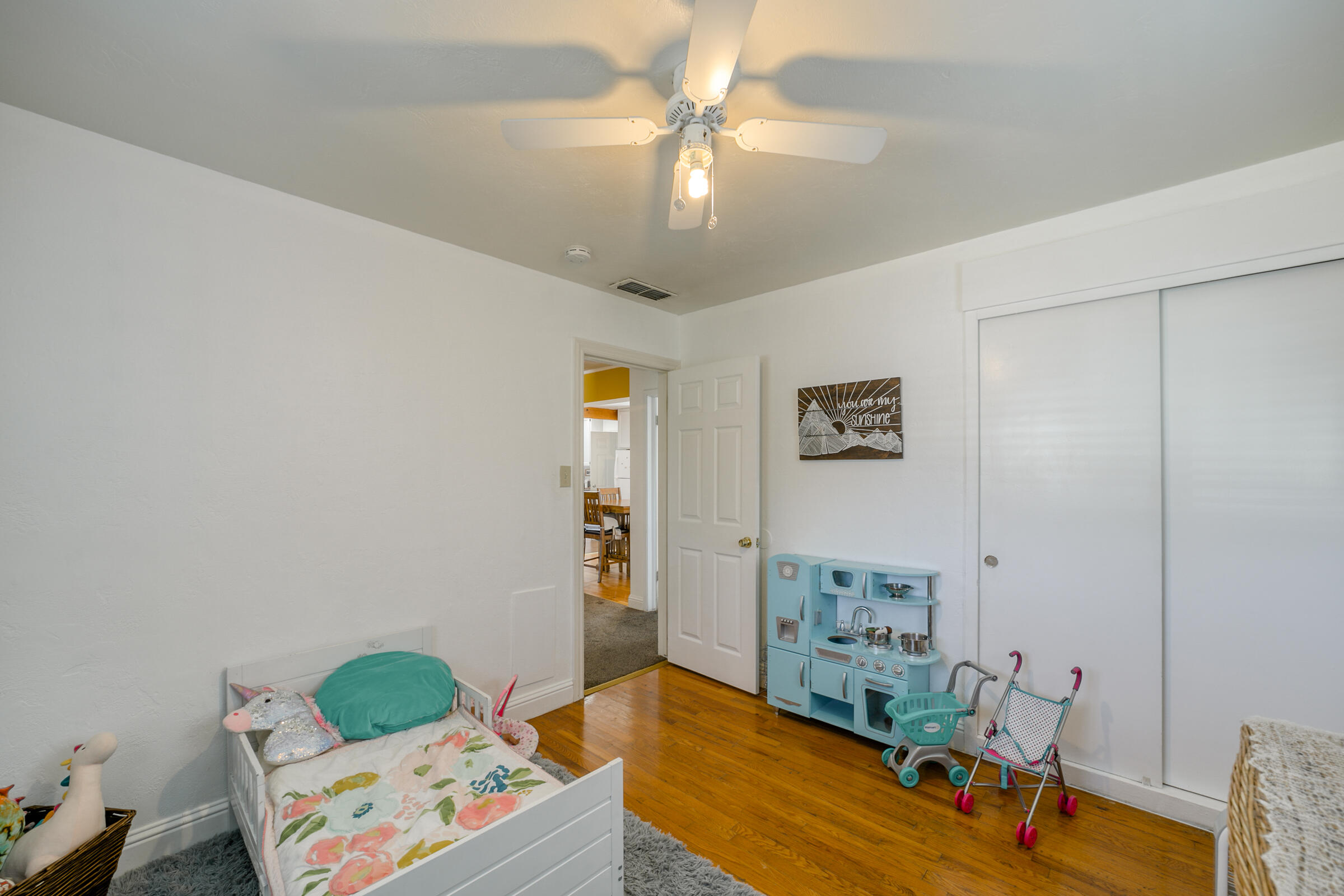 788 Ridge Road Redding, CA 96003 - Photo 24 of 59 HV7A5118