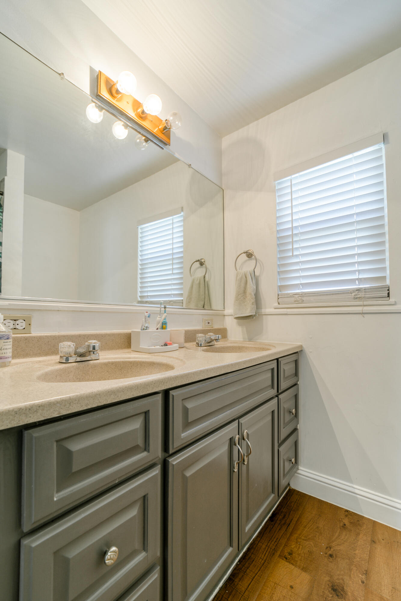 788 Ridge Road Redding, CA 96003 - Photo 29 of 59 HV7A5148