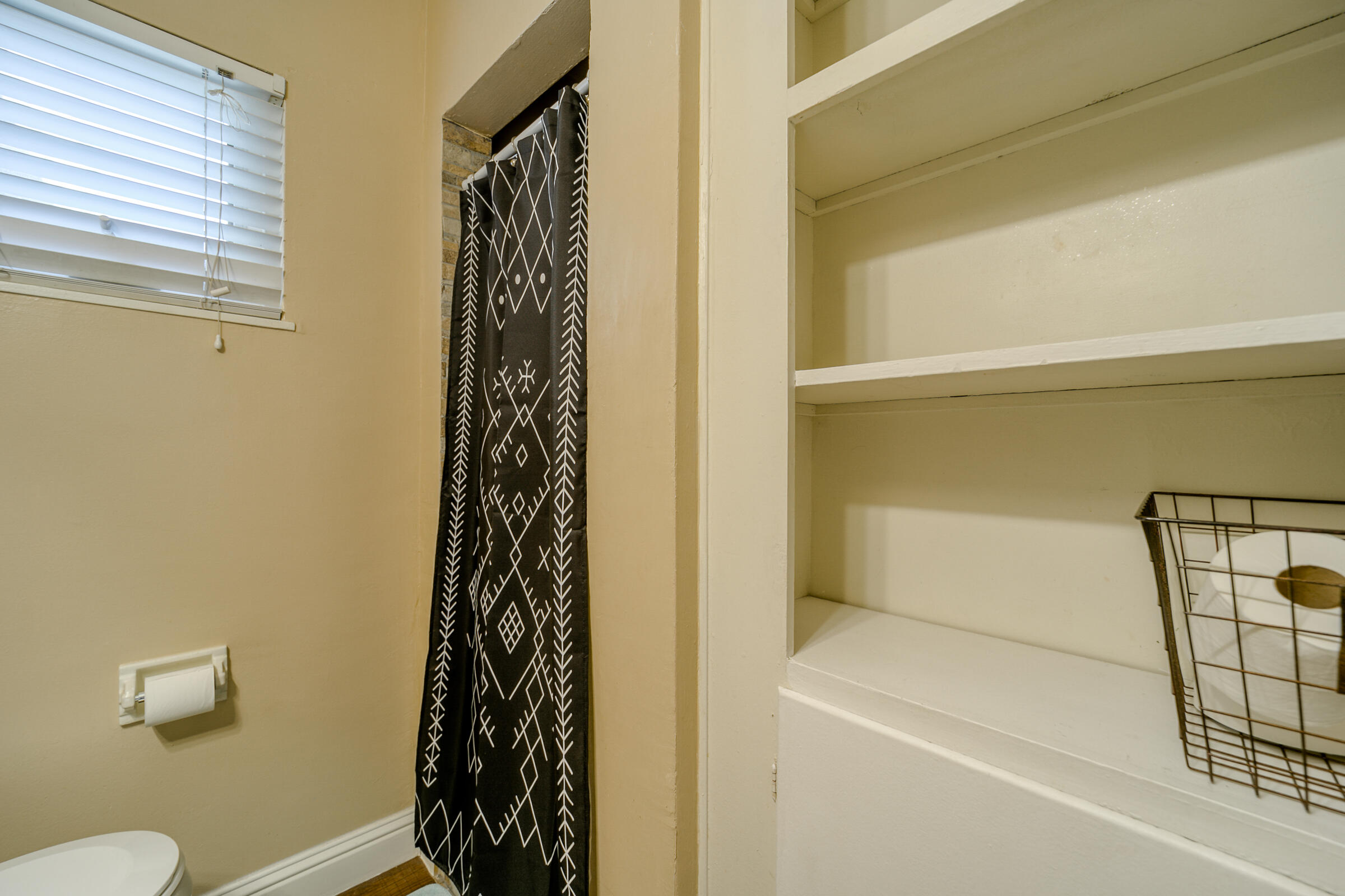 788 Ridge Road Redding, CA 96003 - Photo 33 of 59 HV7A5168