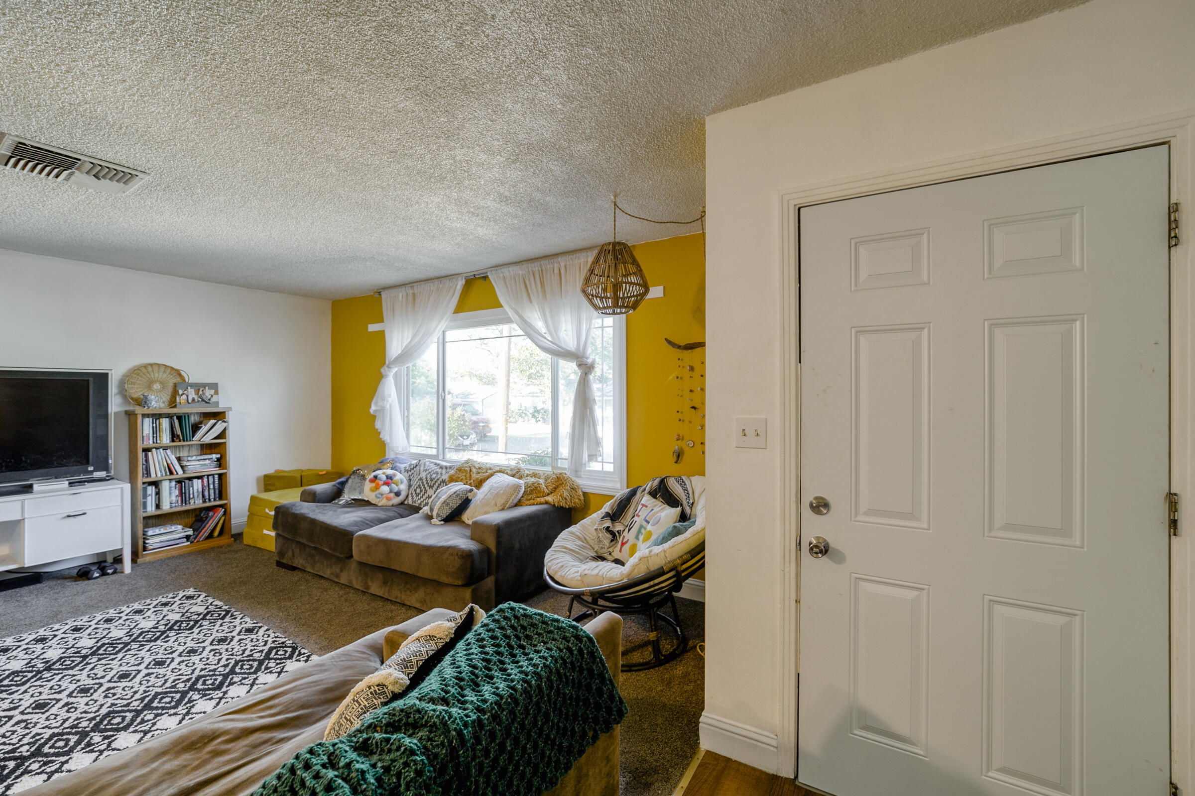 788 Ridge Road Redding, CA 96003 - Photo 44 of 59 HV7A5288