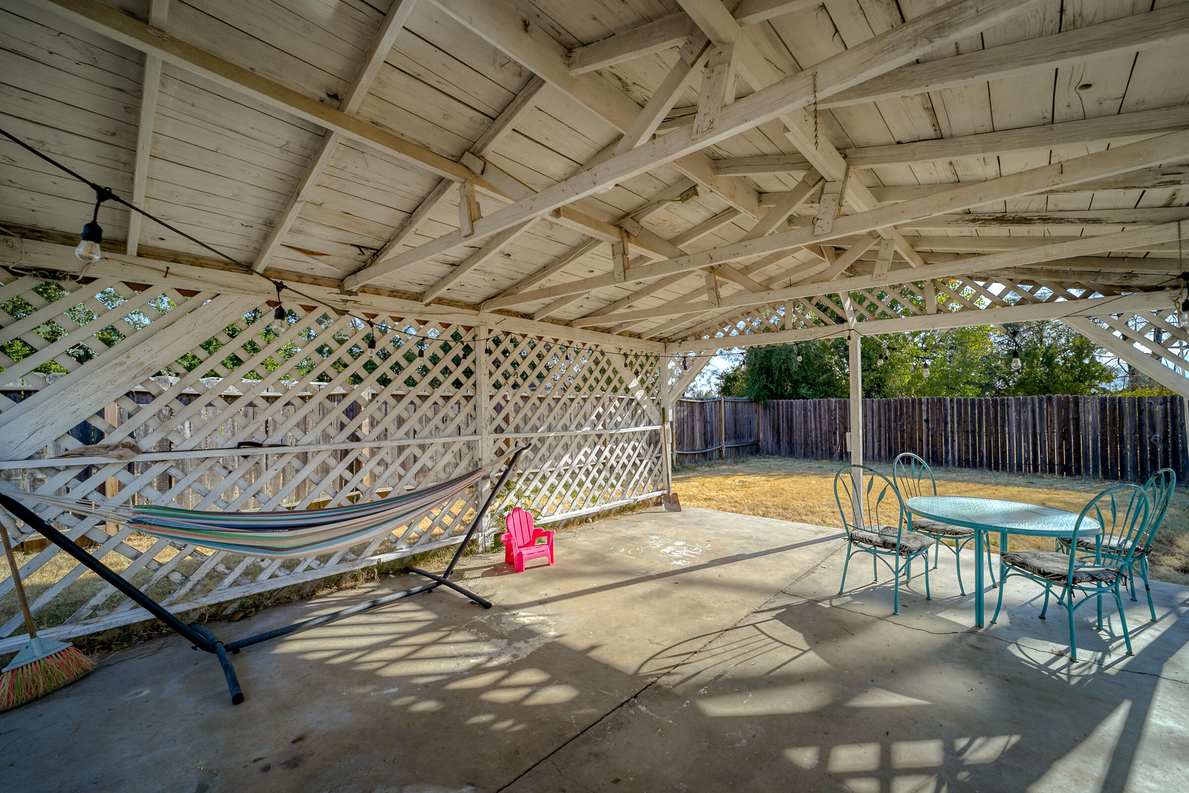 788 Ridge Road Redding, CA 96003 - Photo 45 of 59 HV7A5298