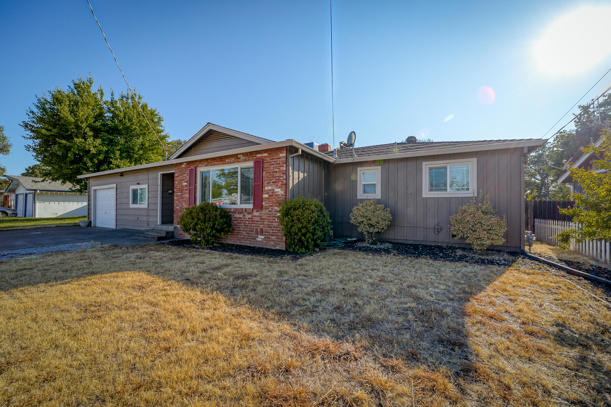 788 Ridge Road Redding, CA 96003 - Photo 59 of 59 HV7A5373