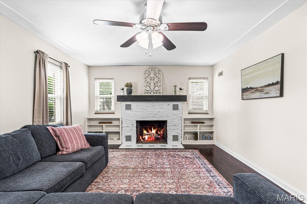 207 Edward Street O'Fallon, IL 62269 - Photo 4 of 43