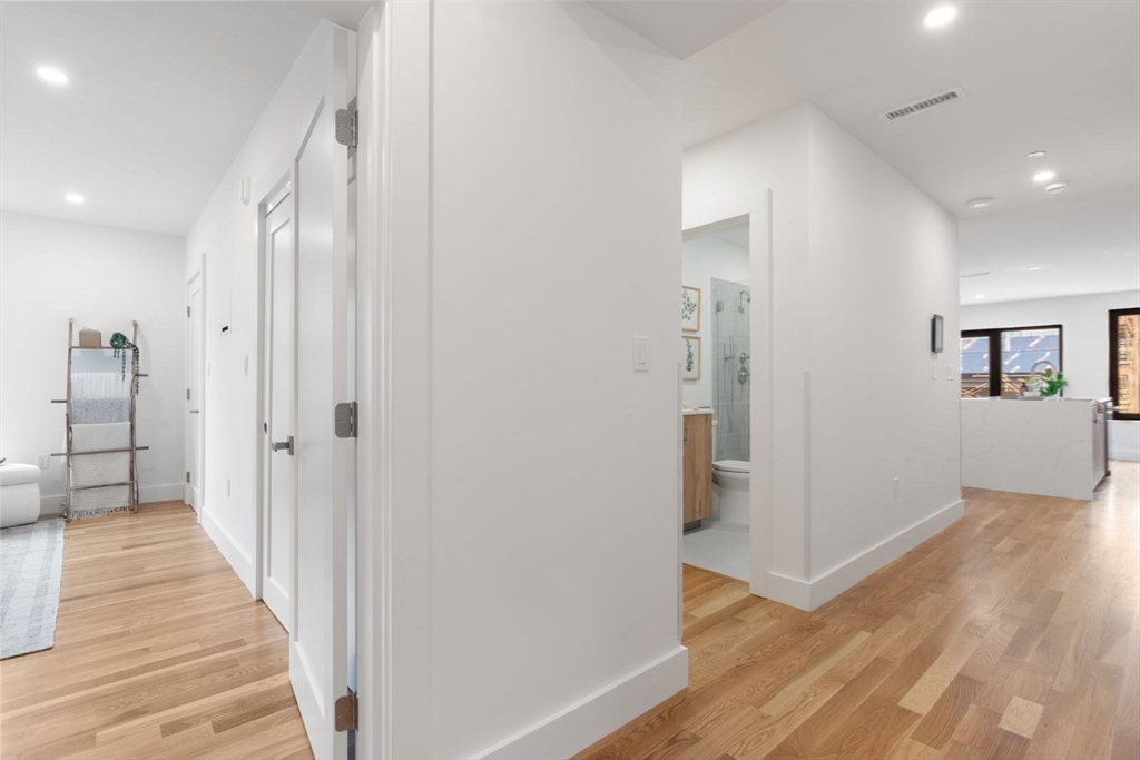 6 Gen Devine Way, Unit 1 Boston, MA 02127 - Photo 20 of 36