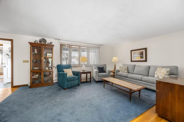 $800,000 | 18 Six Penny Lane, Dennis, MA 02638