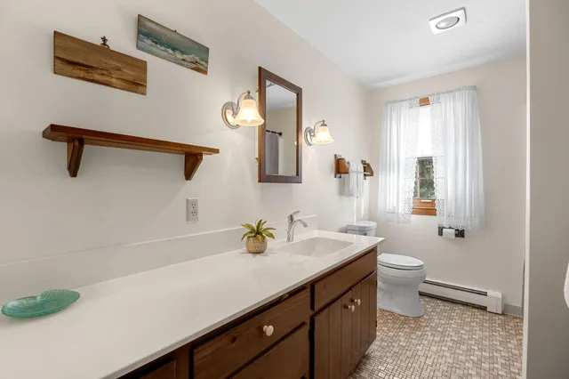 $800,000 | 18 Six Penny Lane, Dennis, MA 02638