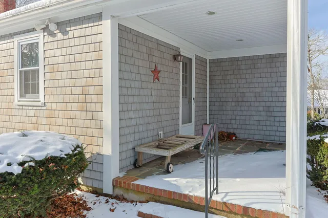 $800,000 | 18 Six Penny Lane, Dennis, MA 02638