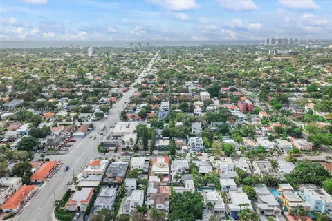 $1,250,000 | 1727 Southwest 11th Terrace, Miami, FL 33135