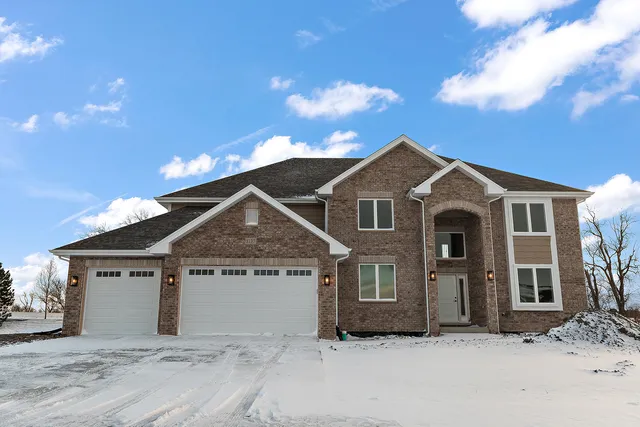 $769,000 | 8137 Stanley Trail South, Frankfort, IL 60423