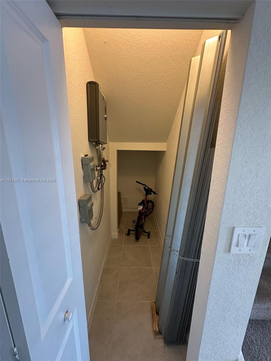 3302 West 114th Terrace Hialeah, FL 33018 - Photo 15 of 30 a view of walk in closet