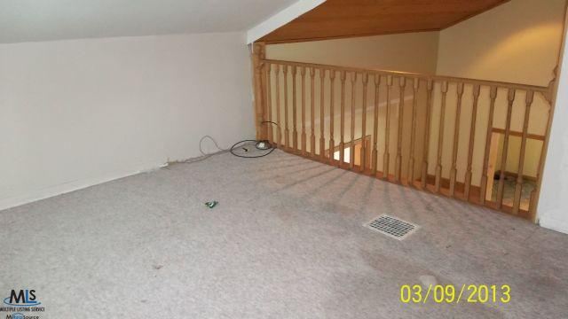 7697 Imlay City Road Avoca, MI 48006 - Photo 4 of 6 31139736-3.JPG