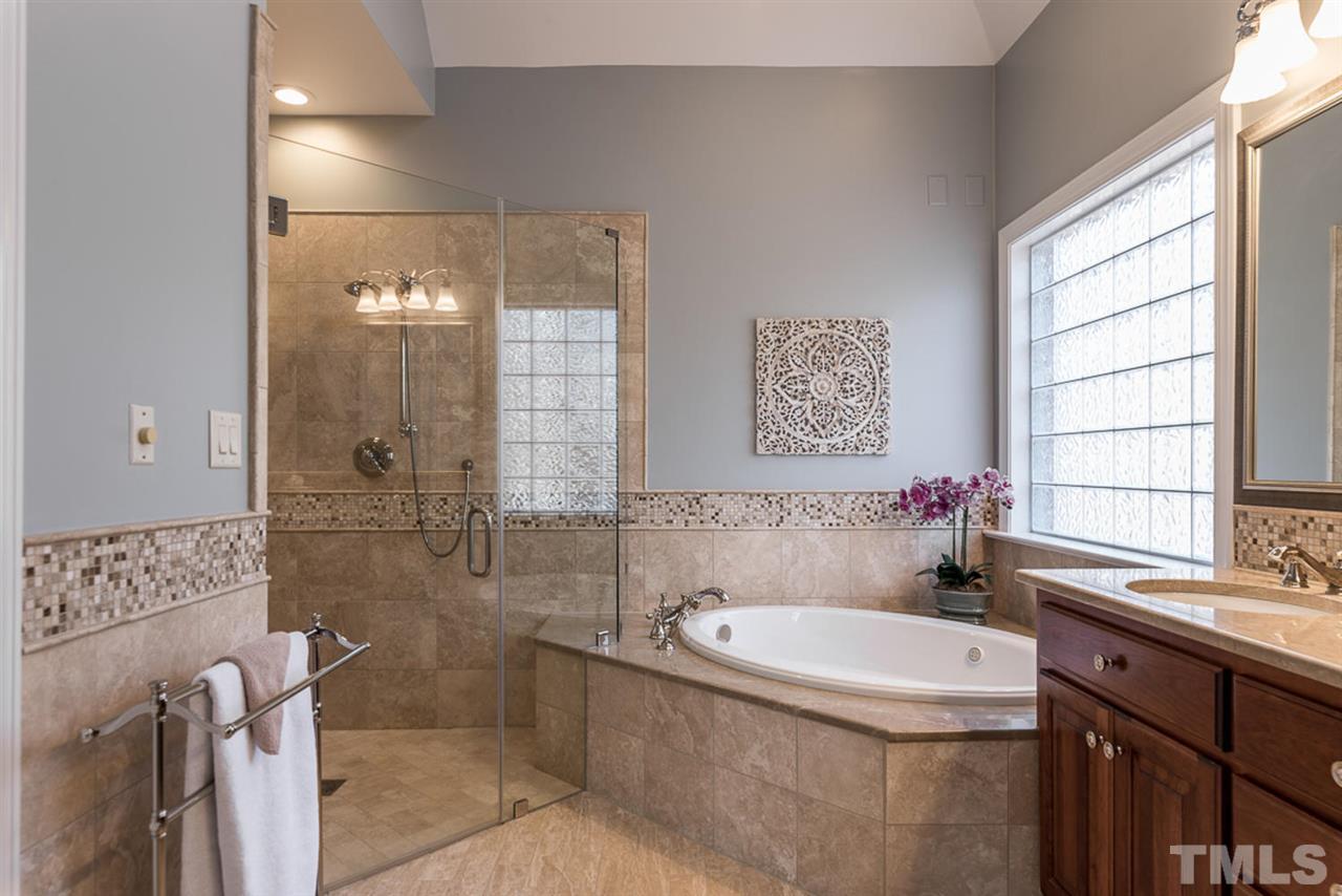 4620 White Chapel Way Raleigh, NC 27615 - Photo 14 of 25