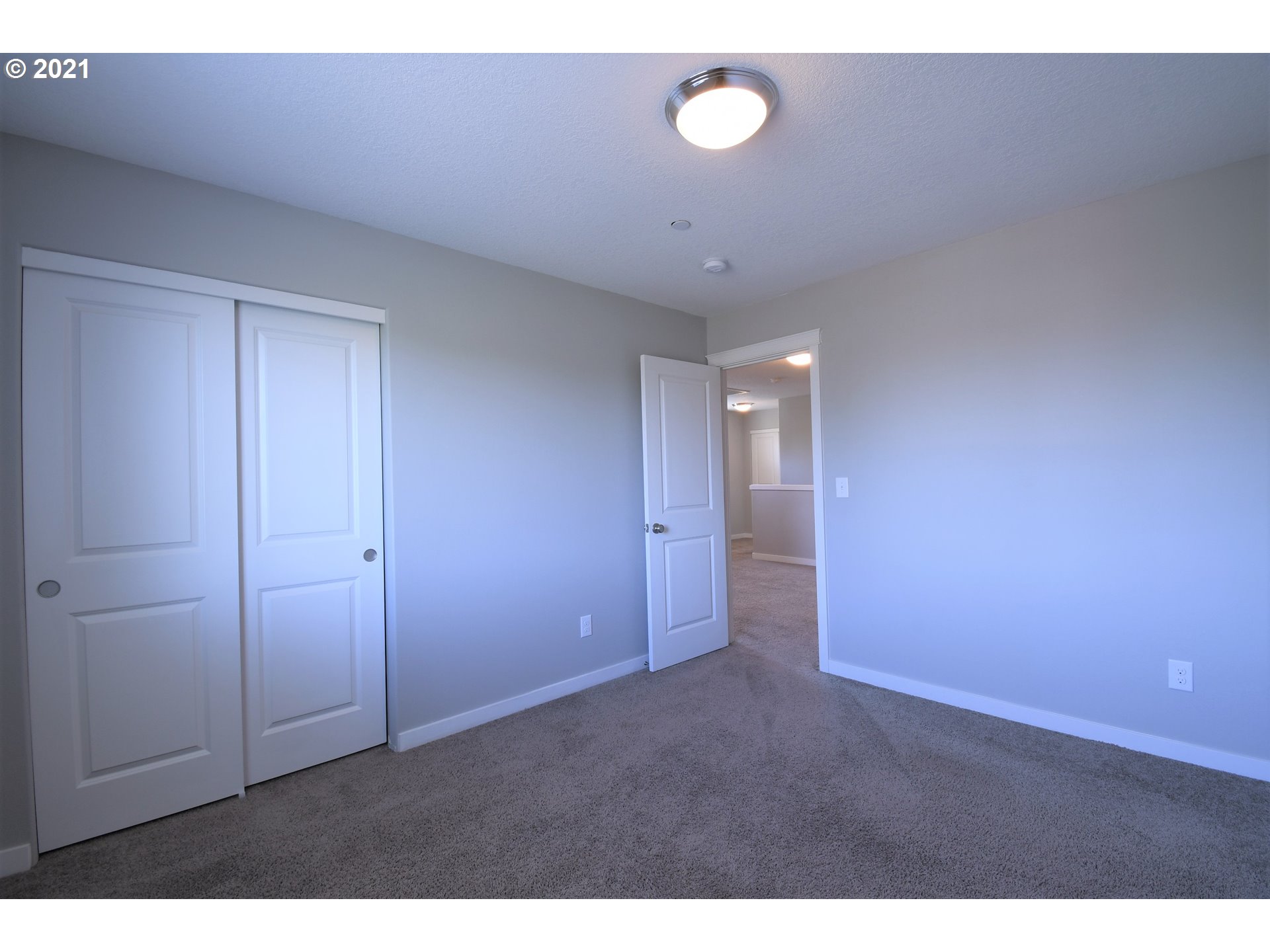 4361 North 2nd Way Ridgefield, WA 98642 - Photo 15 of 19 a view of an empty room and a window
