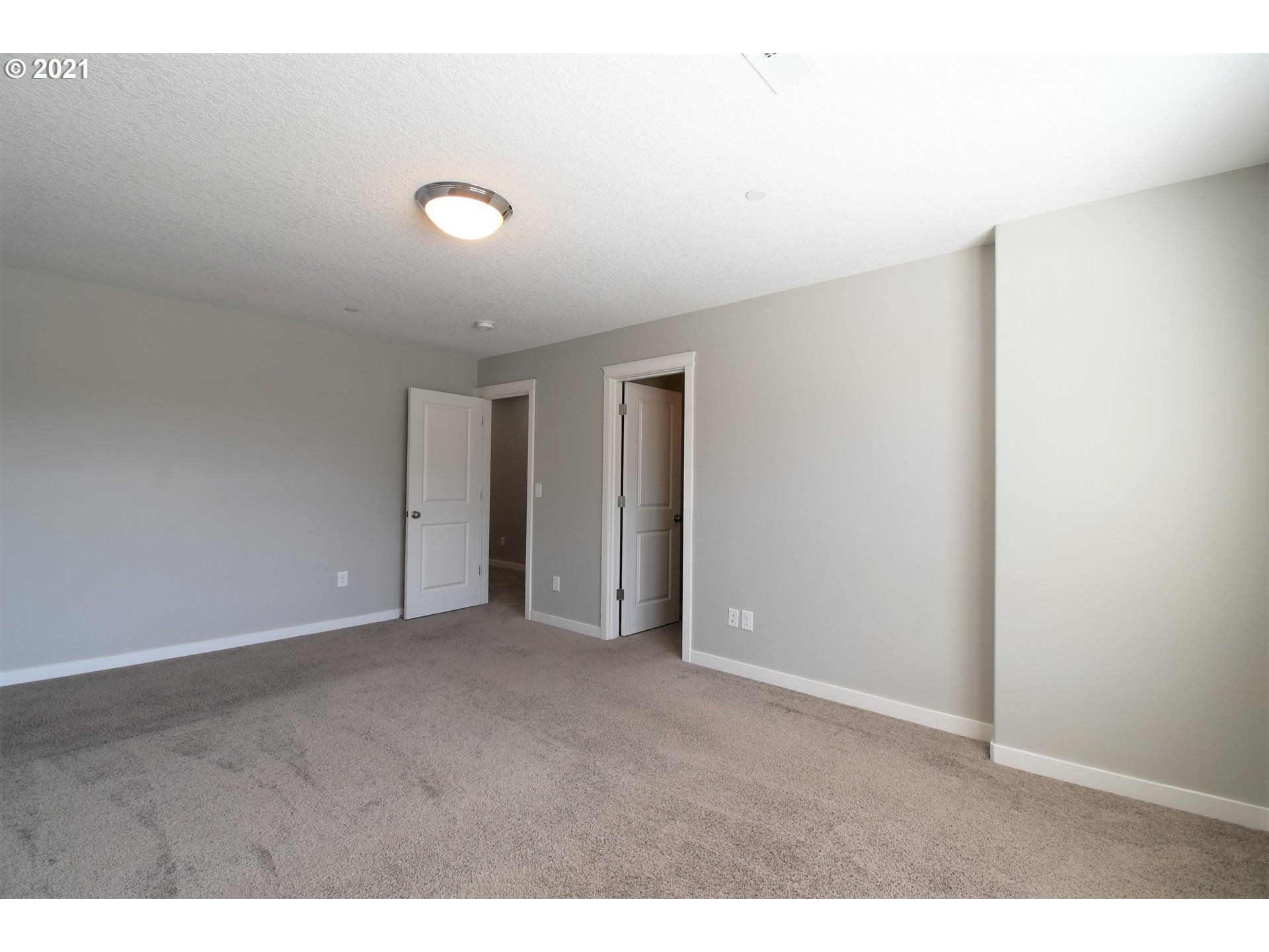 4361 North 2nd Way Ridgefield, WA 98642 - Photo 10 of 19 a view of an empty room