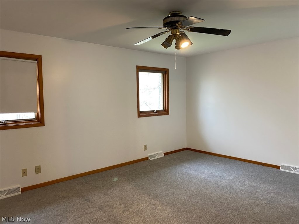 1027 Learidge Road Cleveland, OH 44124 - Photo 13 of 19 Master Bedroom