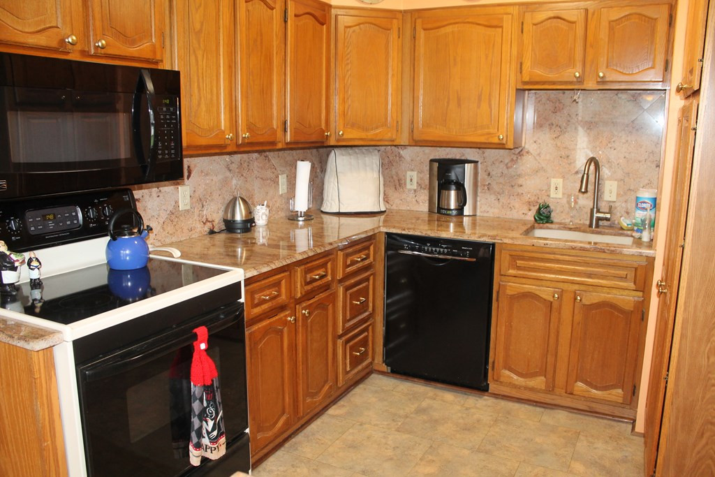 360 Pellerin Road Plattsburgh, NY 12901 - Photo 3 of 42 Gallery Image 3