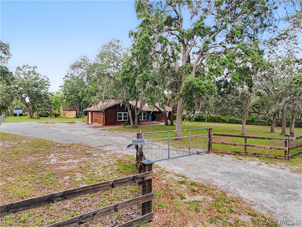 5253 West Rochelle Street Homosassa, FL 34446 - Photo 3 of 57