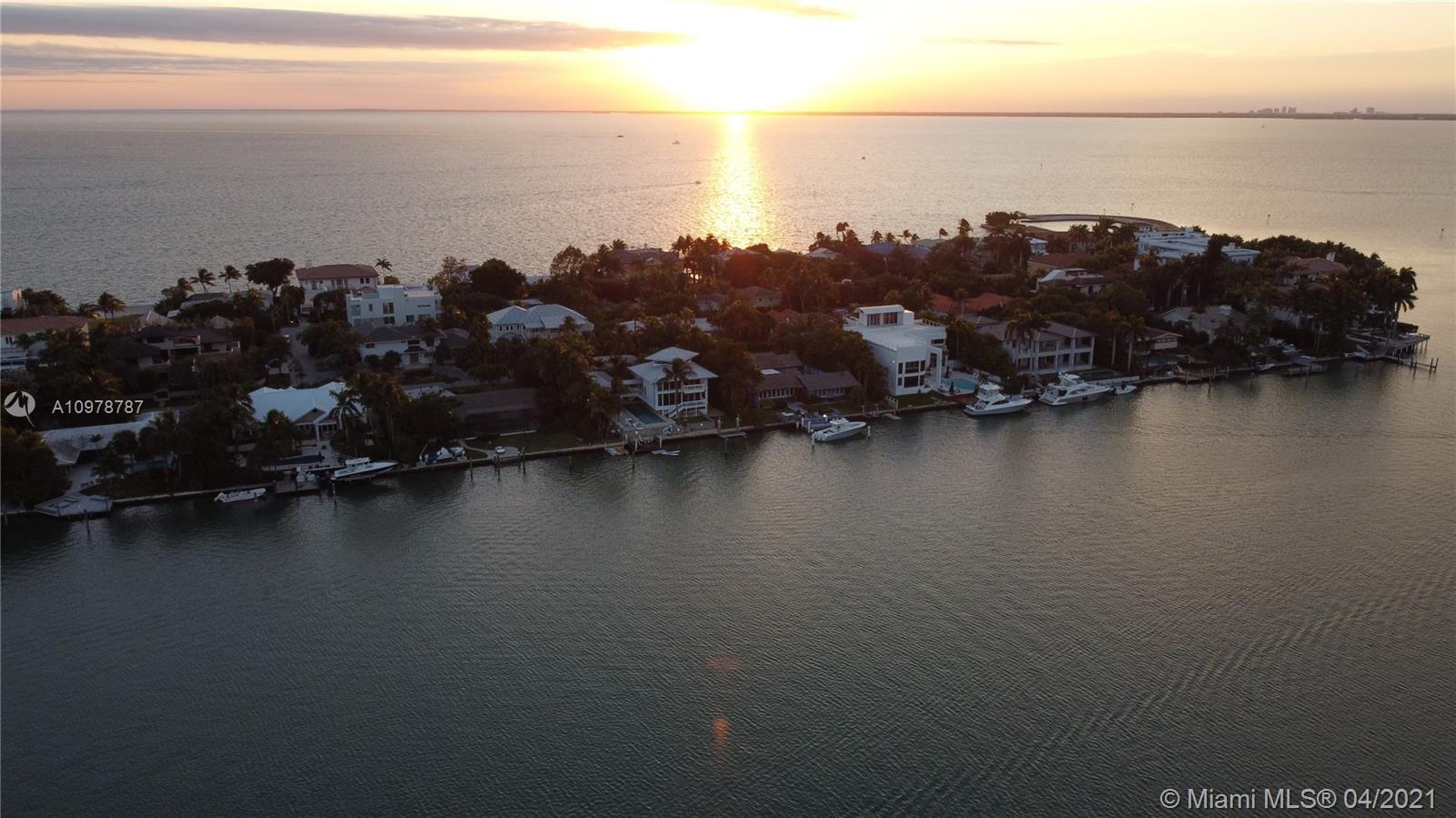 Key Biscayne Key Biscayne, FL 33149 - Photo 20 of 20 a view of a city