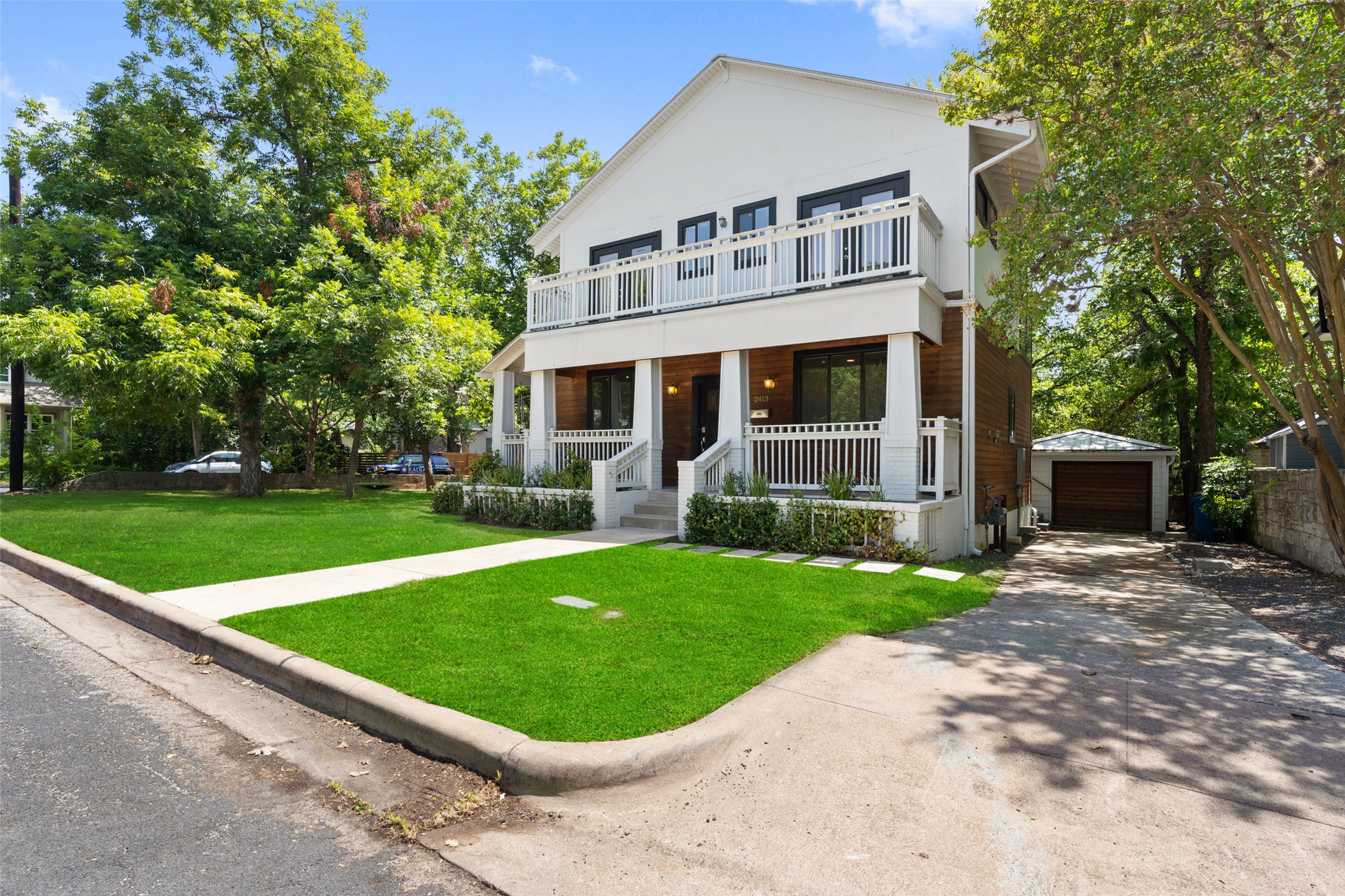 Welcome to 2413 Sharon Ln