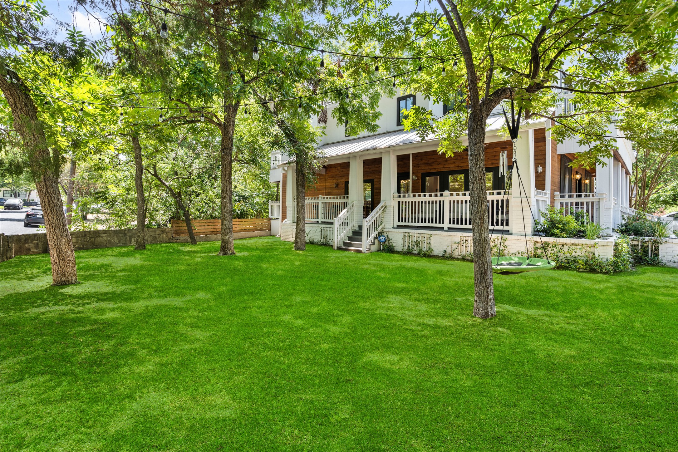 2413 Sharon Lane Austin, TX 78703 - Photo 15 of 18