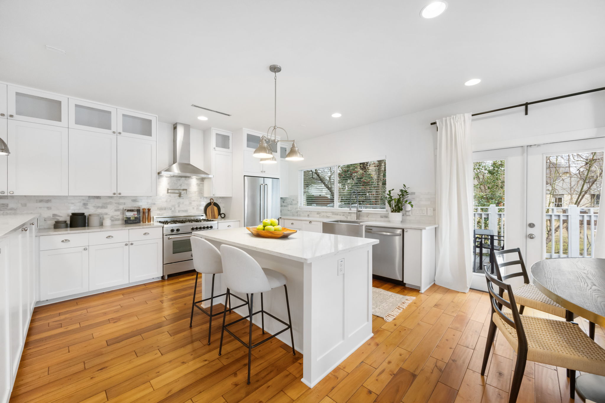 2413 Sharon Lane Austin, TX 78703 - Photo 7 of 18